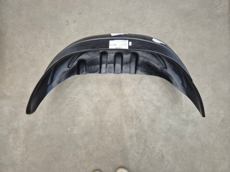 Підкрилок задній лівий Mercedes Sprinter W901-W903, VW LT 2 (FL) Твердий пластик. Одинарні шини.