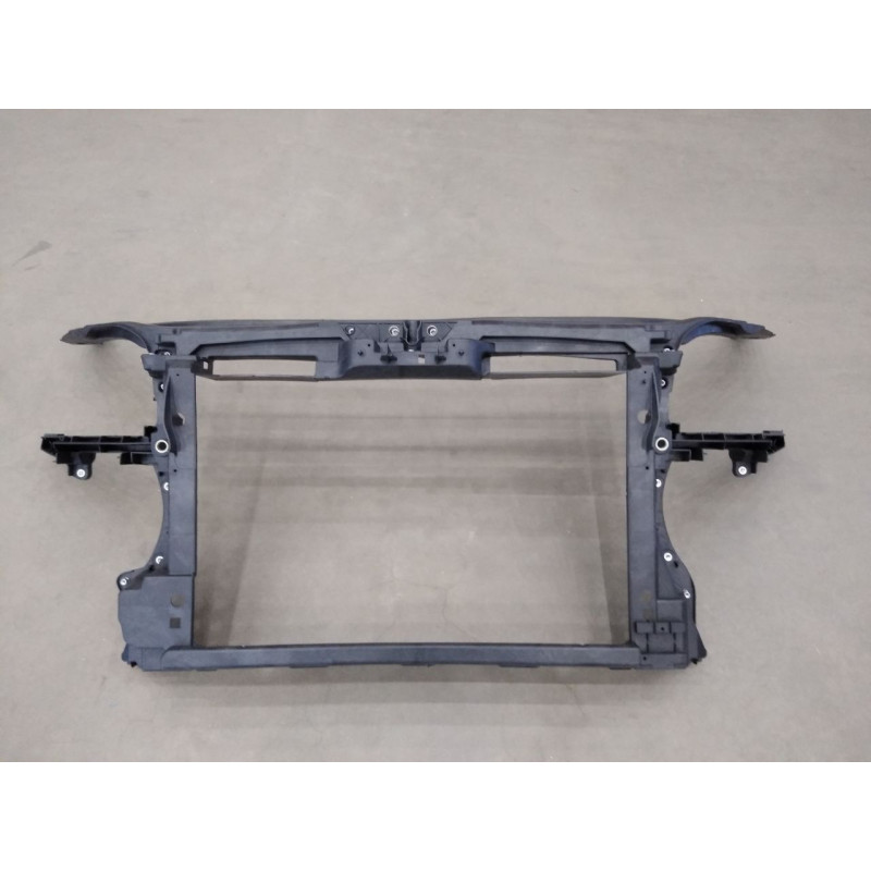 Панель передня Audi A3 03-09 (1.6 1.6 FSI 2.0 FSI 2.0 TFSI 1.9 TDI) LKQ 8P0805588