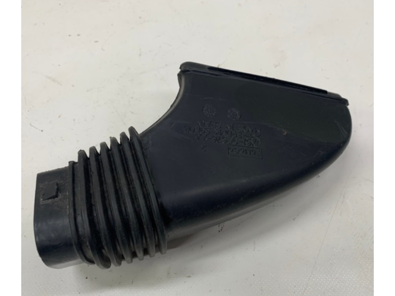 Повітрозабірник патрубок повітряного фільтра Ford Focus 4 2018- (Китай) JX61-9C676-AA