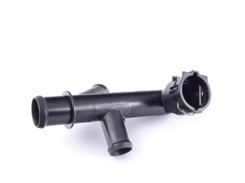 Муфта системи охолодження VW Jetta 6, Beatle 11-18 патрубок (VAG) 5C0122291E