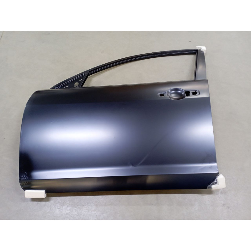 Двері передні ліві Mazda 3 BK 2004-2009 седан (Китай)