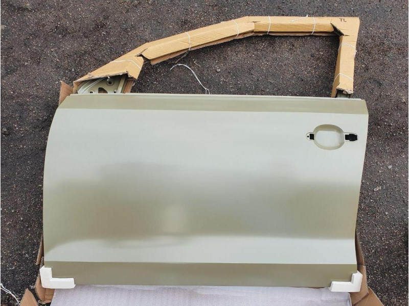 Передні двері ліві VW Jetta 6 2011-2018 FPS 5C6831055B