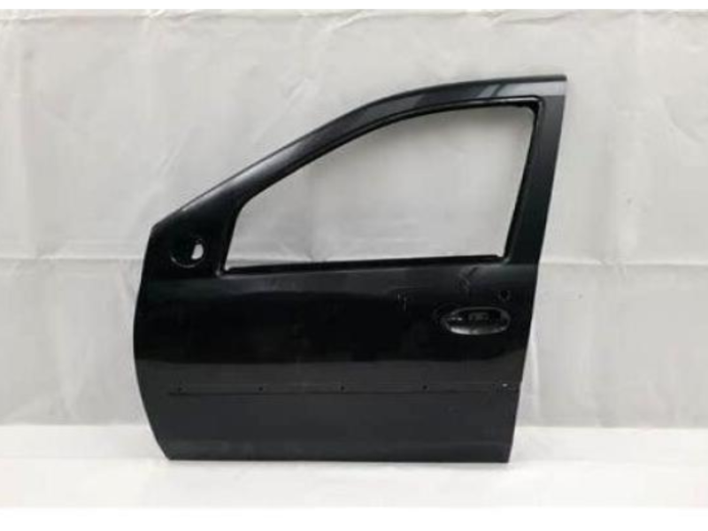 Передні двері ліві Renault Logan 1 седан 2004-2012 801016598R