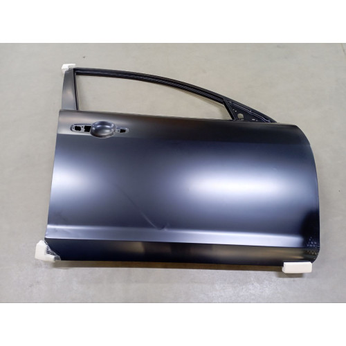 Передні двері праві Mazda 3 BK 2004-2009 седан (Китай)