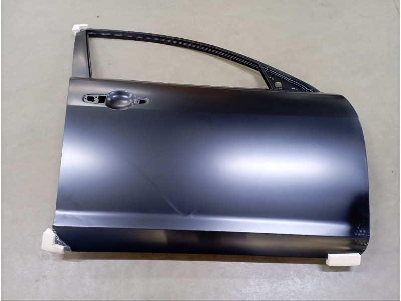 Передні двері праві Mazda 3 BK 2004-2009 седан (Китай)