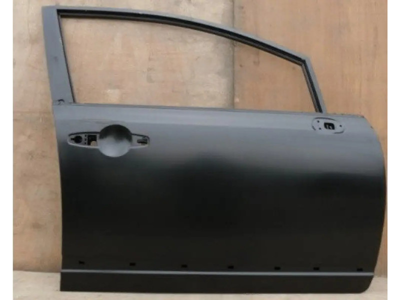 Двері передні праві Honda Civic 4D 2006-2011 FPS 67010SNAJ00ZZ