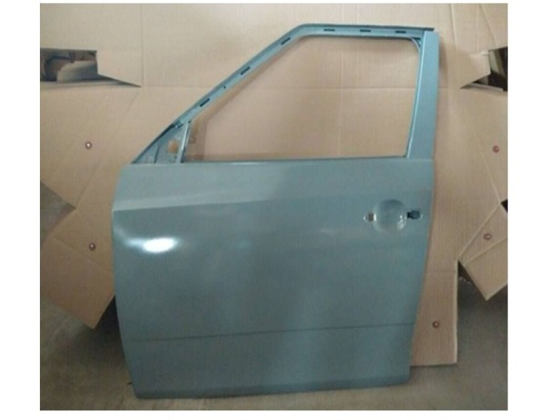 Двері передні ліві Skoda Fabia 2 2007-2014 Китай 5J6831055