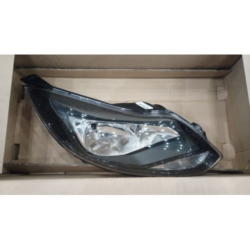 Фара передня права Ford Focus 2011-2014 (Signeda) BM51-13W029-CG