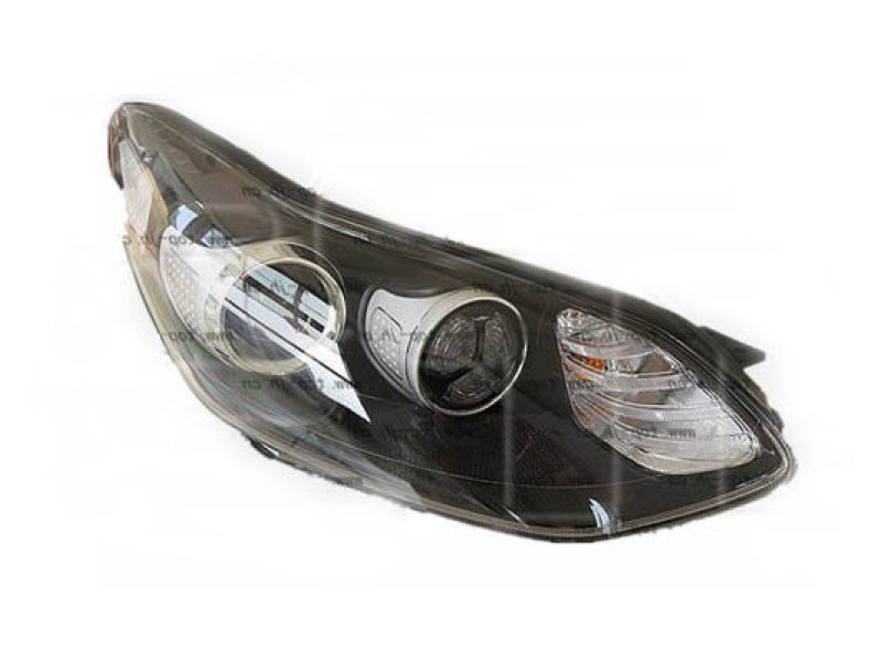 Передня фара права Kia Sportage QL 15-18, 18- (Китай) ел. HB3/PY21W/P21/W