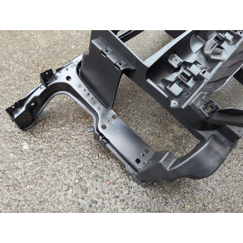 Кріплення радіатора ліве BMW X1 F84, 1 E81/E87, 3 E90 (Тайвань) 