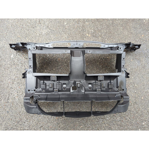 Панель передня BMW X1 F84 2009-2015 (Тайвань) 51642990176