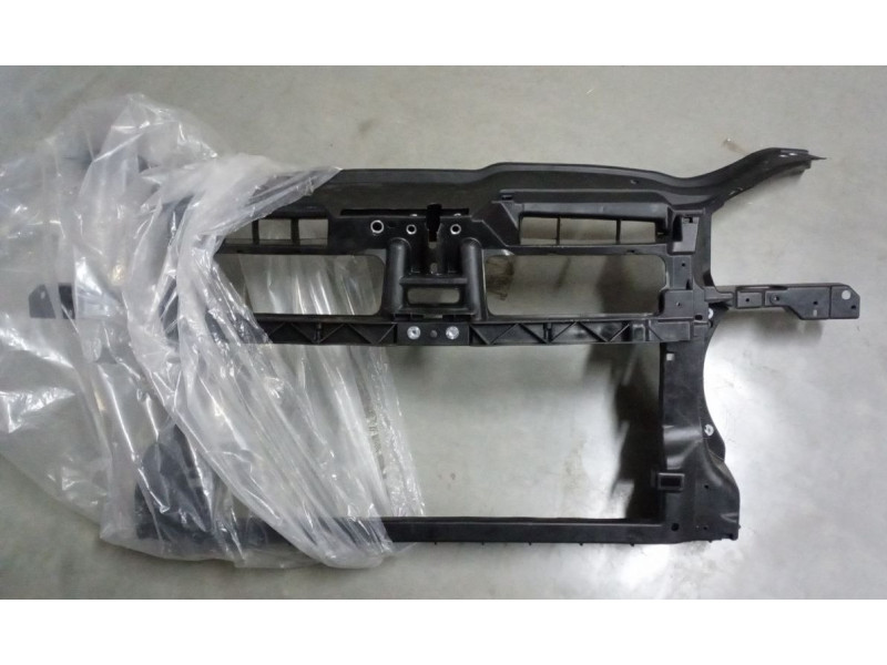 Панель передня VW Golf 5 04-09 (Тайвань) 1K0805588F