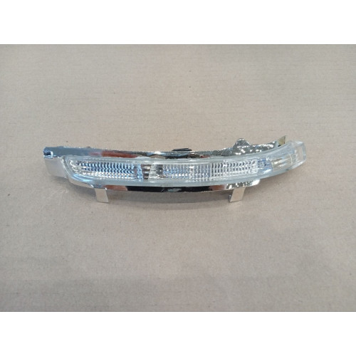 Покажчик повороту дзеркала правий Skoda Octavia A5 2009-2013 TW 3T0949102