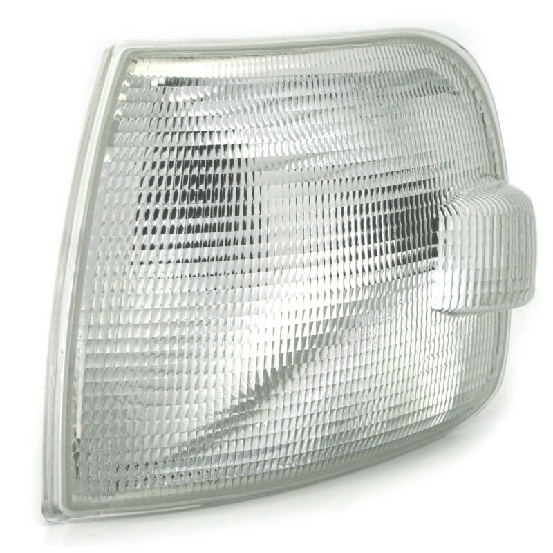 Покажчик повороту правий VW Transporter T4 Caravelle 97-03 (TYC) 701953050K