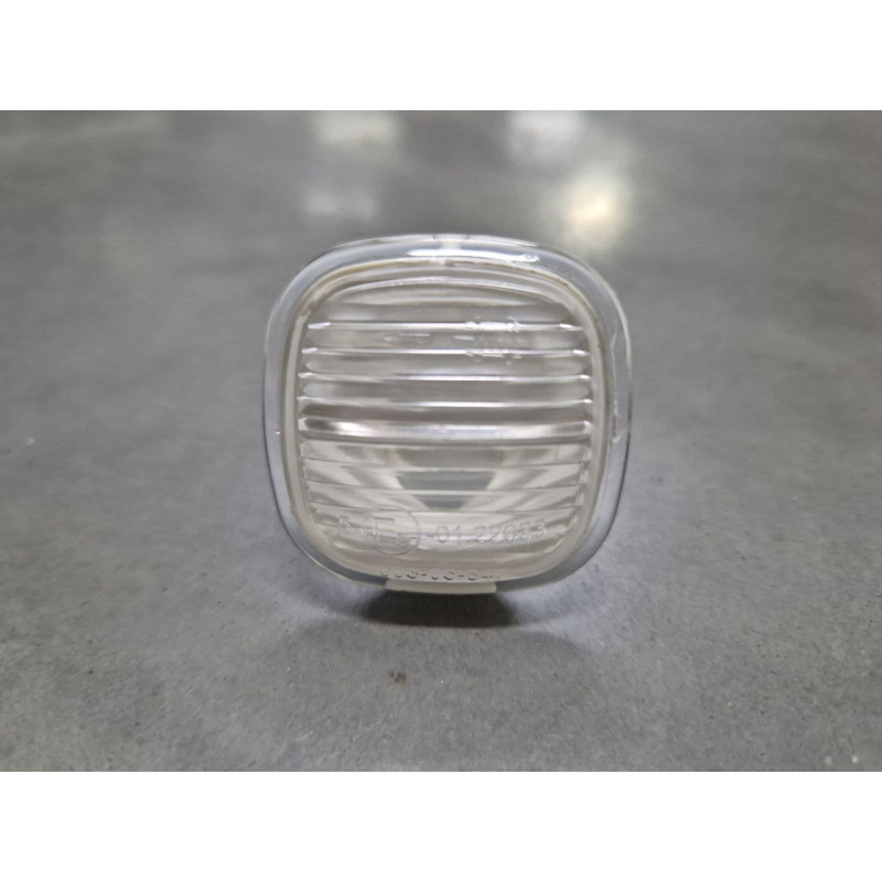 Покажчик повороту крило Audi A3, A4 (B5), Skoda Octavia 1, Tour, Superb 1, Fabia 1, Seat Ibiza, Cordoba Китай 1U0949127A, 4D0949127D