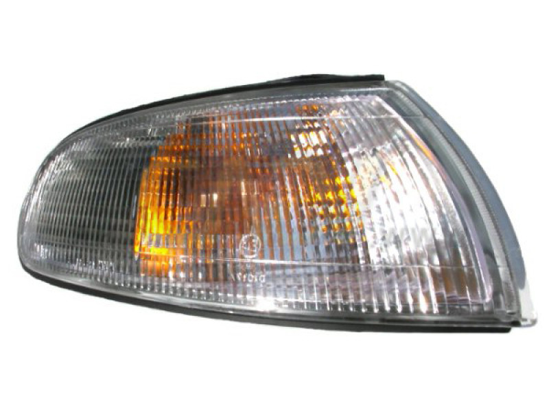 Покажчик повороту правий Mazda 626 GE 92-97 білий (TYC) 8BGF51060