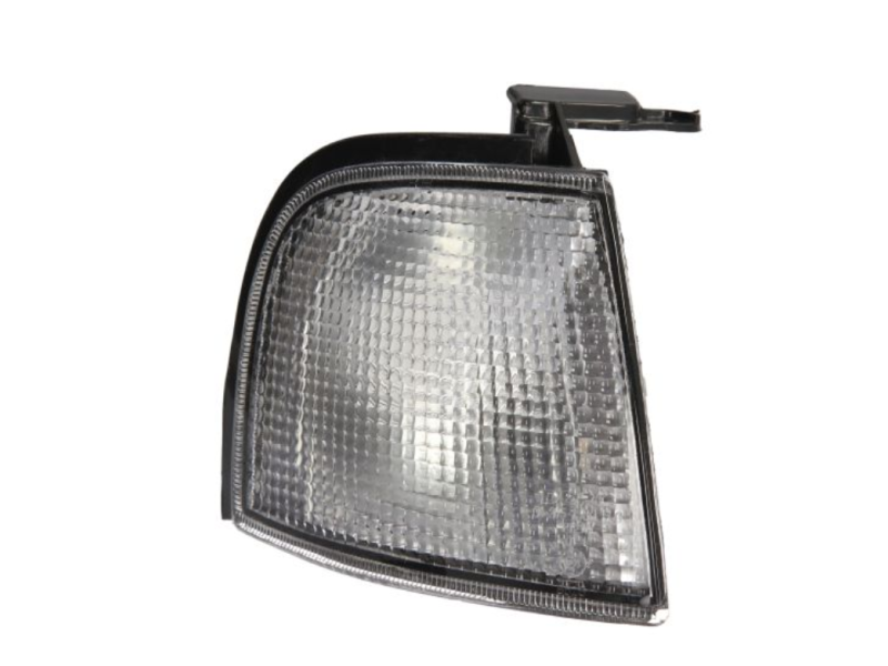 Покажчик повороту правий Nissan Primera P10 91-96 біла вставка (Depo) B613086J00