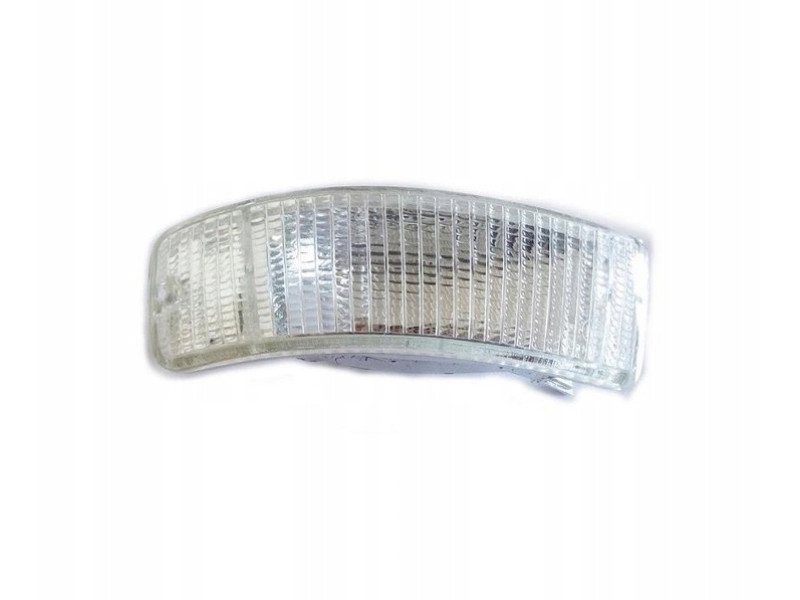 Покажчик повороту в бампері правий Audi 80 86-94, білий (FPS) 8A0953056A