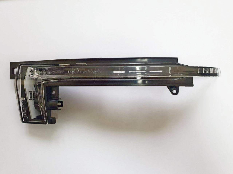 Покажчик повороту дзеркала правий Audi A4 B8 2008-2010 FPS