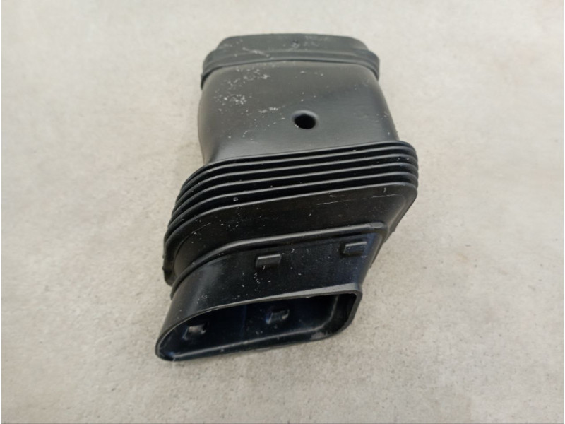 Повітропровід малий повітряного фільтра Ford Focus 2 2005-2010 Китай 1485770