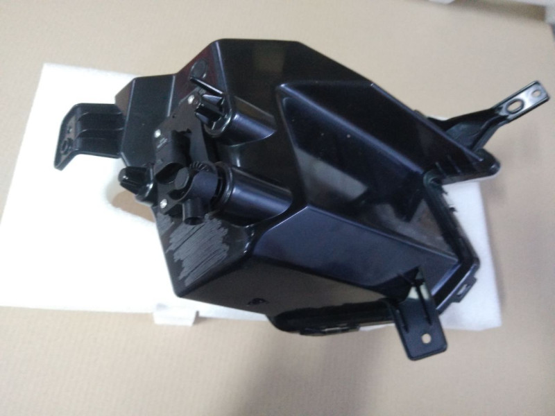 Протитуманна фара ліва Ford Explorer USA 16-18 галоген H10 (Тайвань) FB5Z15201D