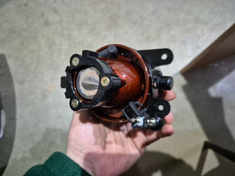 Протитуманна фара ліва VW Golf 5 2004-2009 Китай з лінзою 1K0941699C