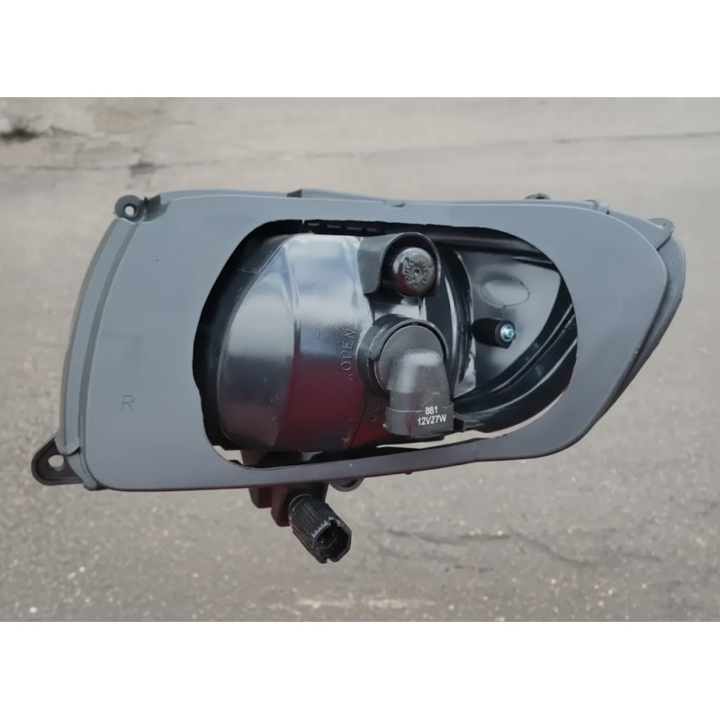 Протитуманна фара права для Kia Cerato 2006-2009 (Tempest)