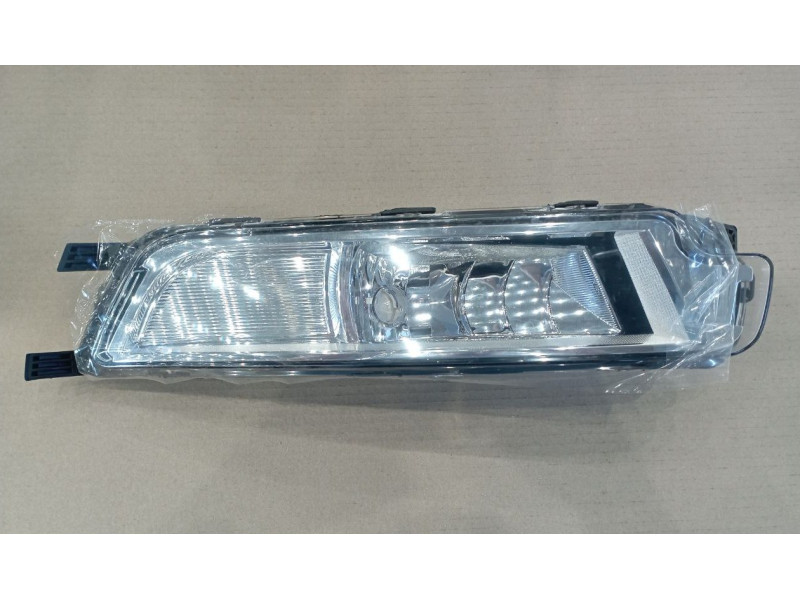 Протитуманна фара права VW Passat B8 15- європ. модель (Китай) одна лампа 3G0941662F