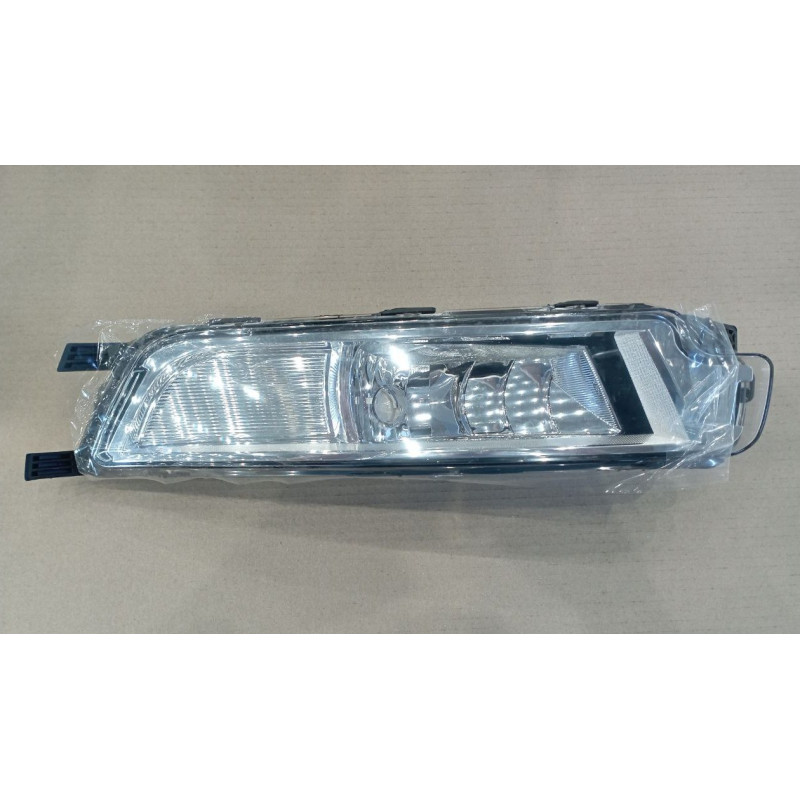 Протитуманна фара права VW Passat B8 15- європ. модель (Китай) одна лампа 3G0941662F