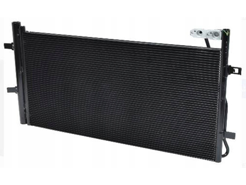 Радіатор кондиціонера Audi Q3 11-18 (FPS) 8U0260401B, 8U0260401C