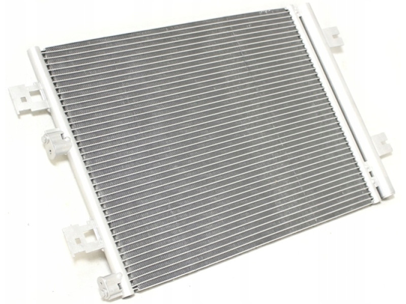 Радіатор кондиціонера Renault/Dacia Sandero 1, Logan 1 04-13, Duster 1 (AVA) 8200741257