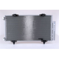 Радіатор кондиціонера Toyota Avensis T22 97-00 (Nissens) 8845005010