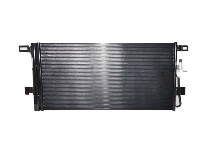Радіатор кондиціонера Audi Q5 17- (Nissesn) 80A816411