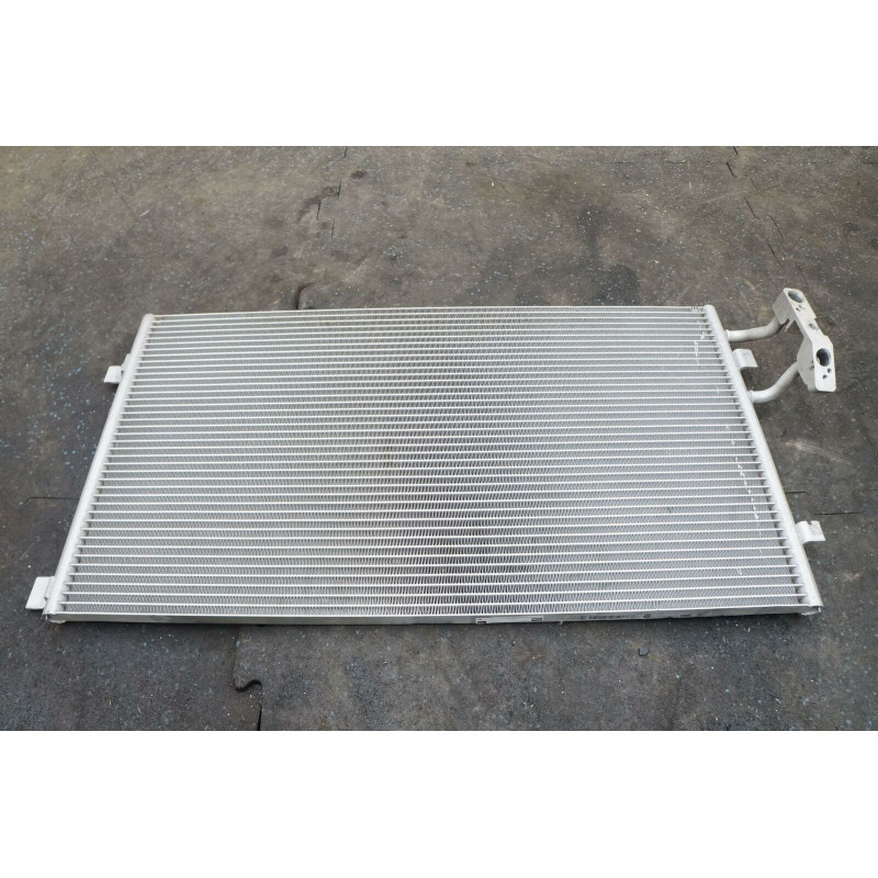 Радіатор кондиціонера BMW i3 (Nissens) 64439305933