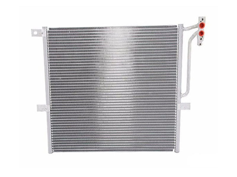 Радіатор кондиціонера BMW X3 E83 03-10 (Koyoair) 17113403437