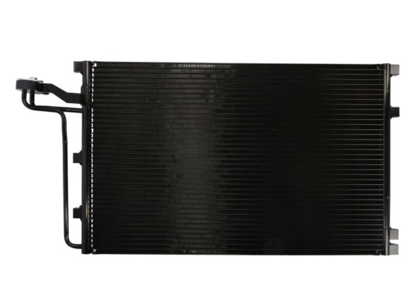 Радіатор кондиціонера Volvo C30, C70, S40, V50 (BEHR) 30647931