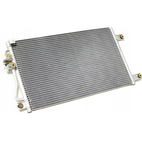 Радіатор кондиціонера Mitsubishi Pajero Sport 1 00-08, L200 96-05 (Van Wezel) MR360415, MR398788
