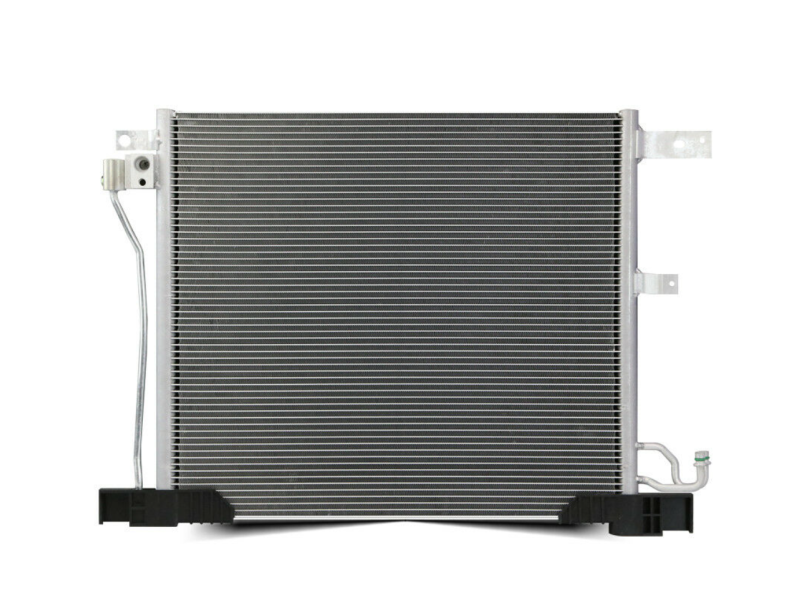 Радіатор кондиціонера Nissan Juke 10-19 1.6 (Китай) 921103DD0A