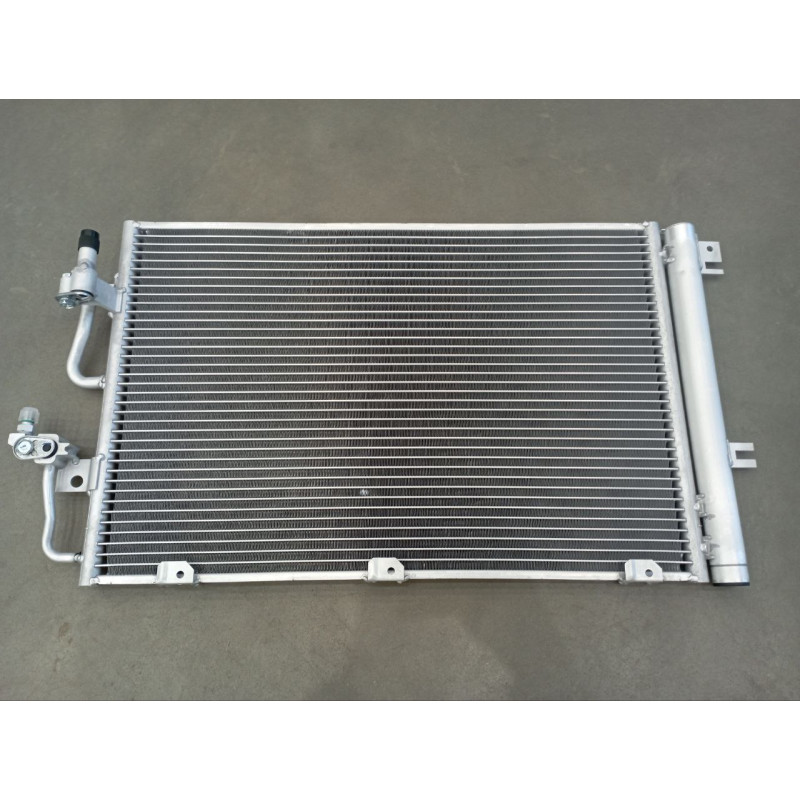 Радіатор кондиціонера Opel Astra H 03-14, Zafira B 05-14 (Китай) 1850056
