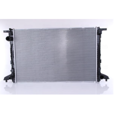 Радіатор охолодження двигуна Audi A7, Q5, Q5 PHEV (AVA) 8W0121251AA