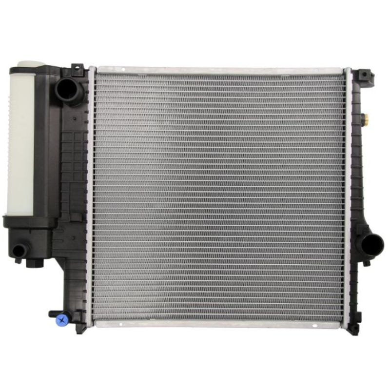 Радіатор охолодження двигуна BMW 3 E30 (NRF) 17111723536