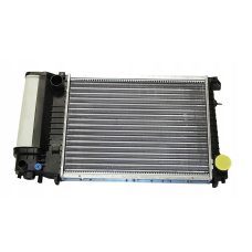 Радіатор охолодження двигуна BMW 5 E34, 3 E30, 3 E36 1.6 / 1.8 / 2.0 / 2.5 / 2.8 (NISSENS) 17111712982