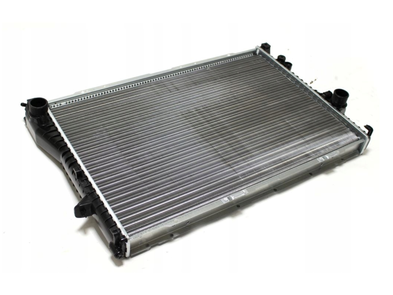 Радіатор охолодження двигуна BMW 5 E39, 7 E38 2.5 TD / 2.5 TDS (NISSENS) 17112246009