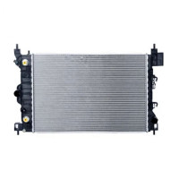 Радіатор охолодження двигуна Chevrolet Aveo T300 двиг. 1.6 АКПП (FPS) 95316029, 95460096