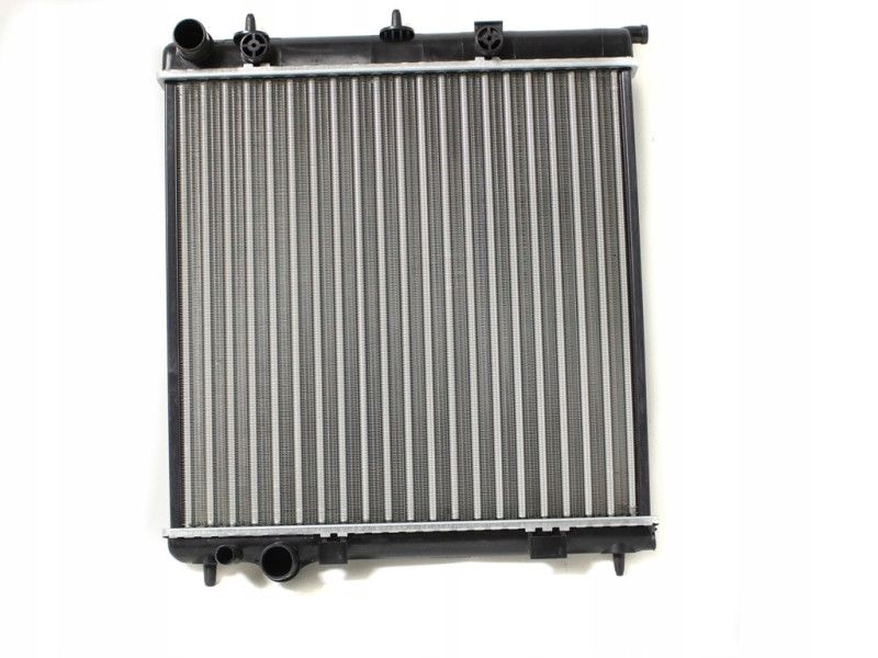 Радіатор охолодження двигуна Citroen C3 1 (NRF) 1330C1, 1331TT