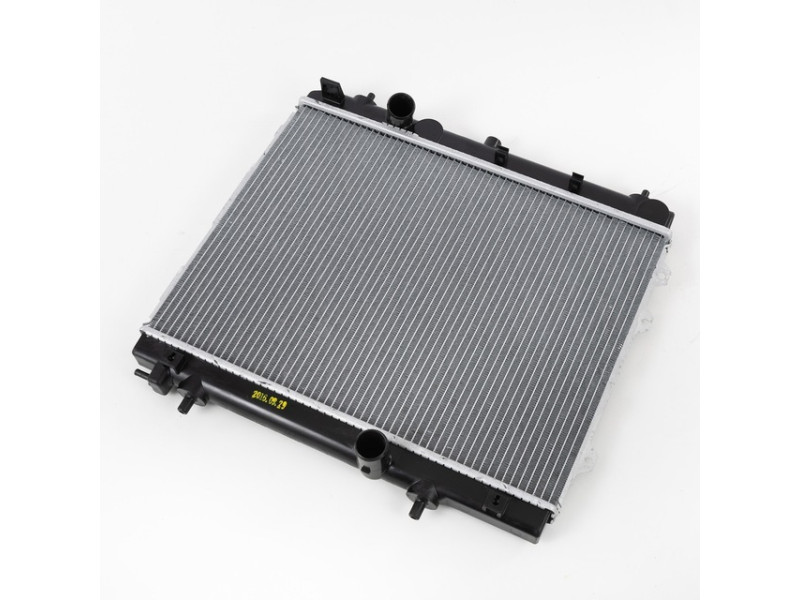 Радіатор охолодження двигуна Kia Cerato 06-09 1.6 CRDI (AVA) 253102F700, S253102F700