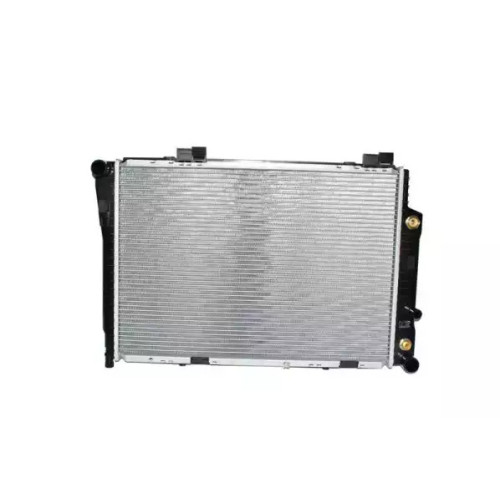 Радіатор охолодження двигуна Mercedes C-class W202, CLK С208, E-class W210 АКПП (AVA) A2025002203, A2025006703