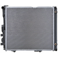 Радіатор охолодження двигуна Mercedes E-Class W124 84-96 АКПП (Nissens) 1245002703, 1245001803