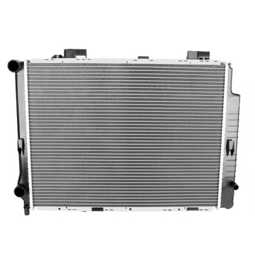 Радіатор охолодження двигуна Mercedes E-class W210 2.8 / 3.2 (Polcar) МКПП