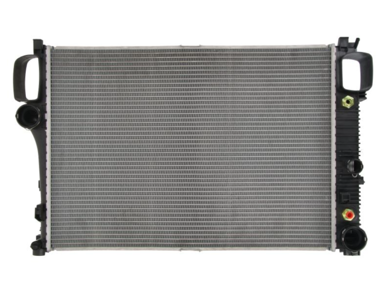 Радіатор охолодження двигуна Mercedes S-class W221 (Nissens) A2215003103